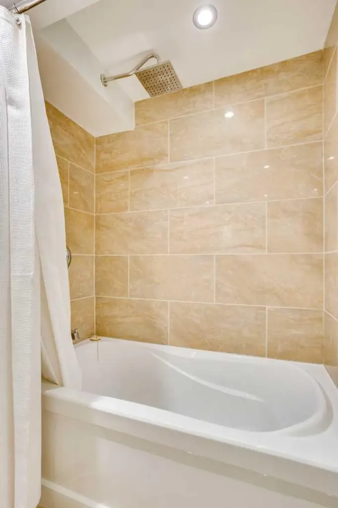 341 Bird Crescent Fort Mcmurray AB T9H 4T4