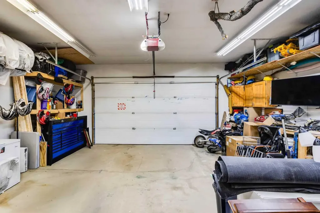 341 Bird Crescent Fort Mcmurray AB T9H 4T4