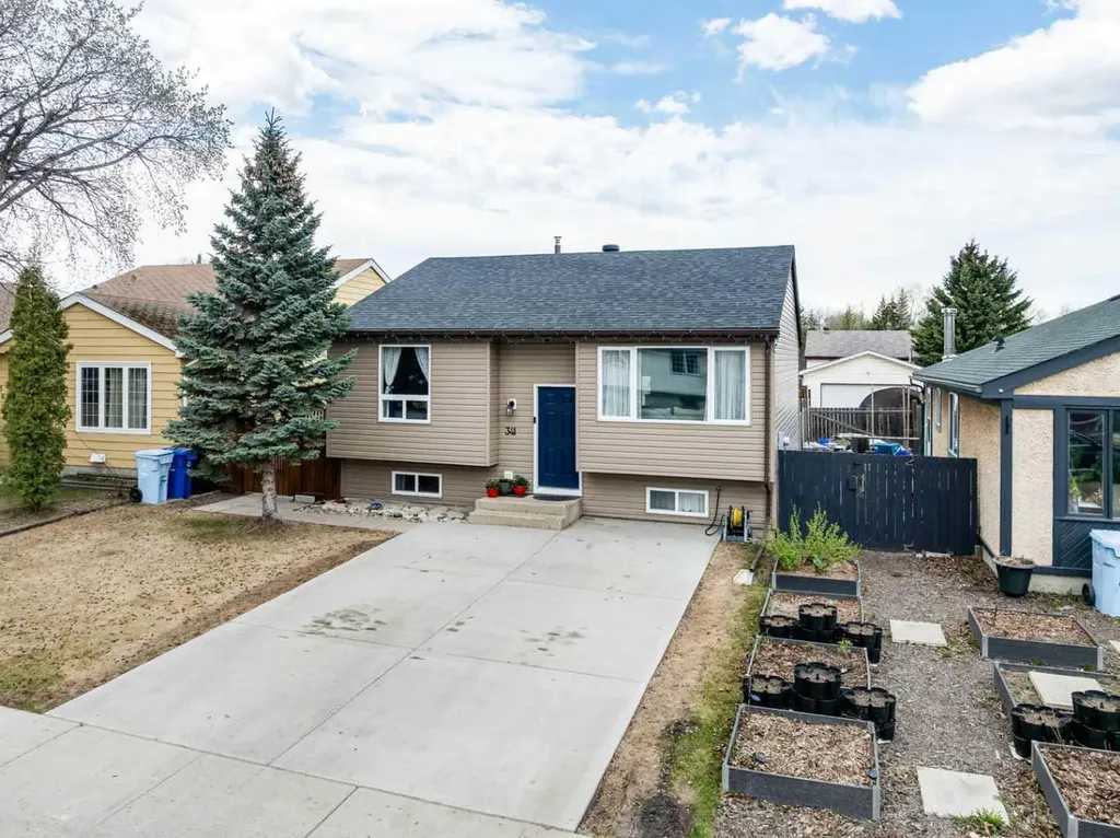 341 Bird Crescent Fort Mcmurray AB T9H 4T4