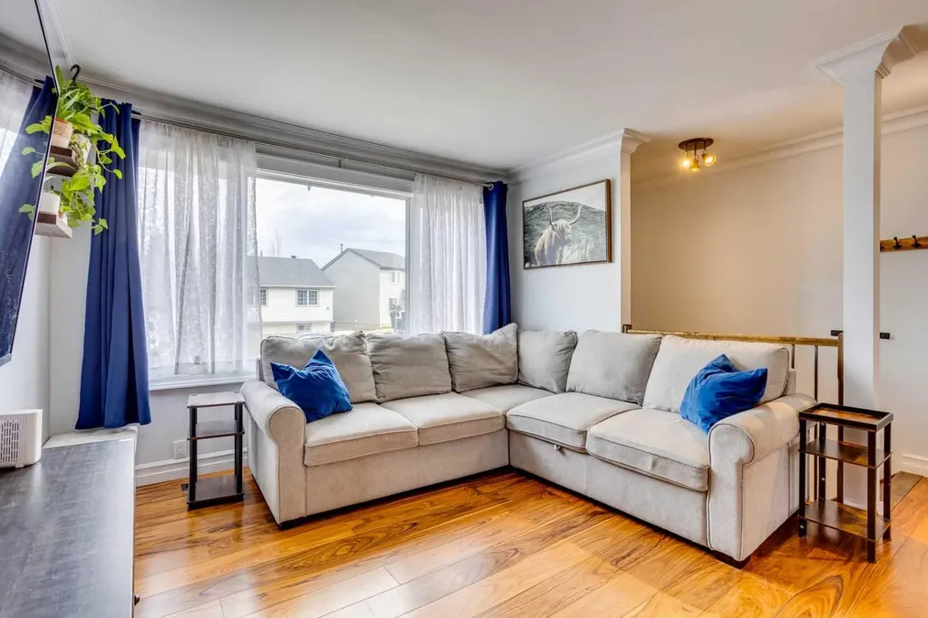 341 Bird Crescent Fort Mcmurray AB T9H 4T4