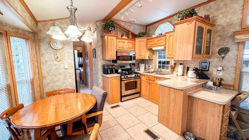 5227 Township Road 320 Rural Mountain View County AB T0M1X0