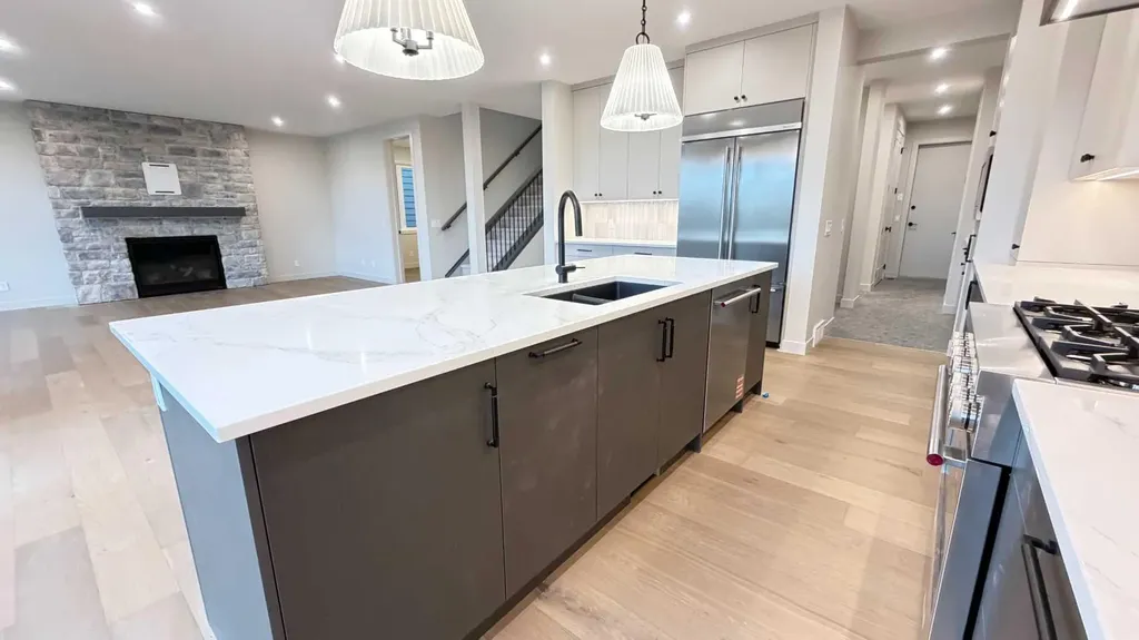 52 Crimson Ridge Heights NW Calgary AB T3L 0K6