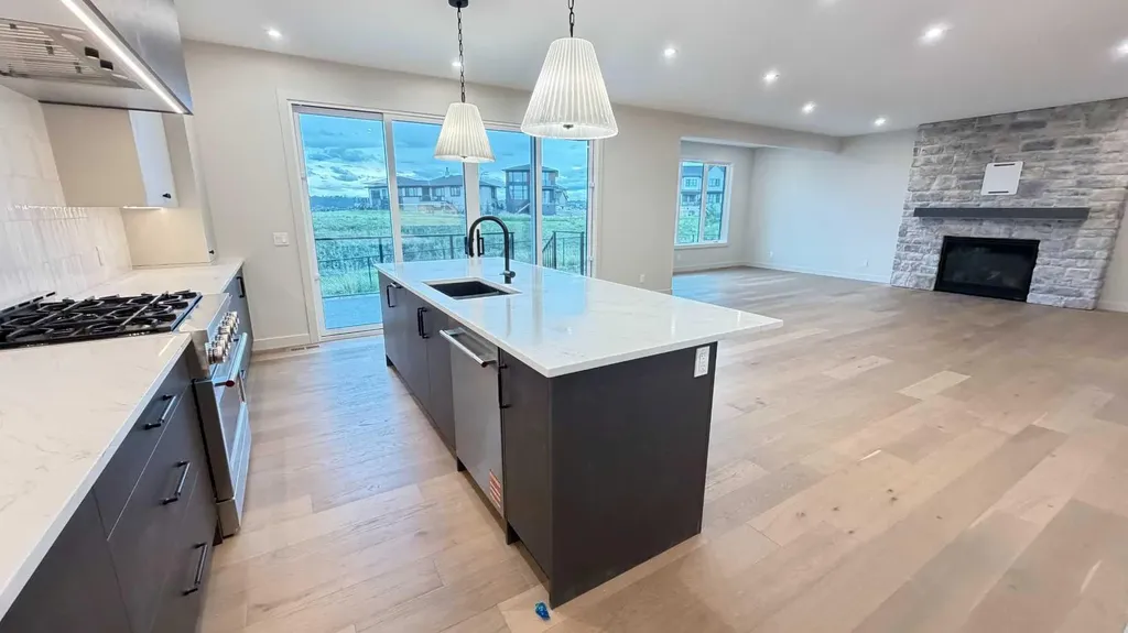 52 Crimson Ridge Heights NW Calgary AB T3L 0K6