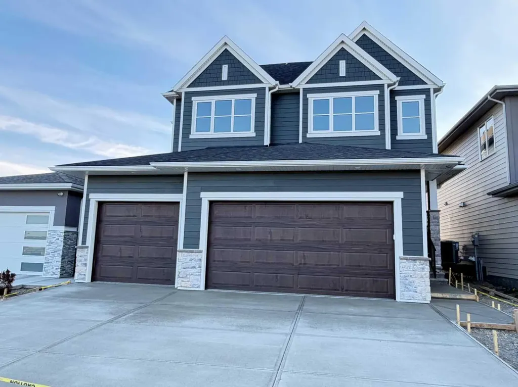 52 Crimson Ridge Heights NW Calgary AB T3L 0K6