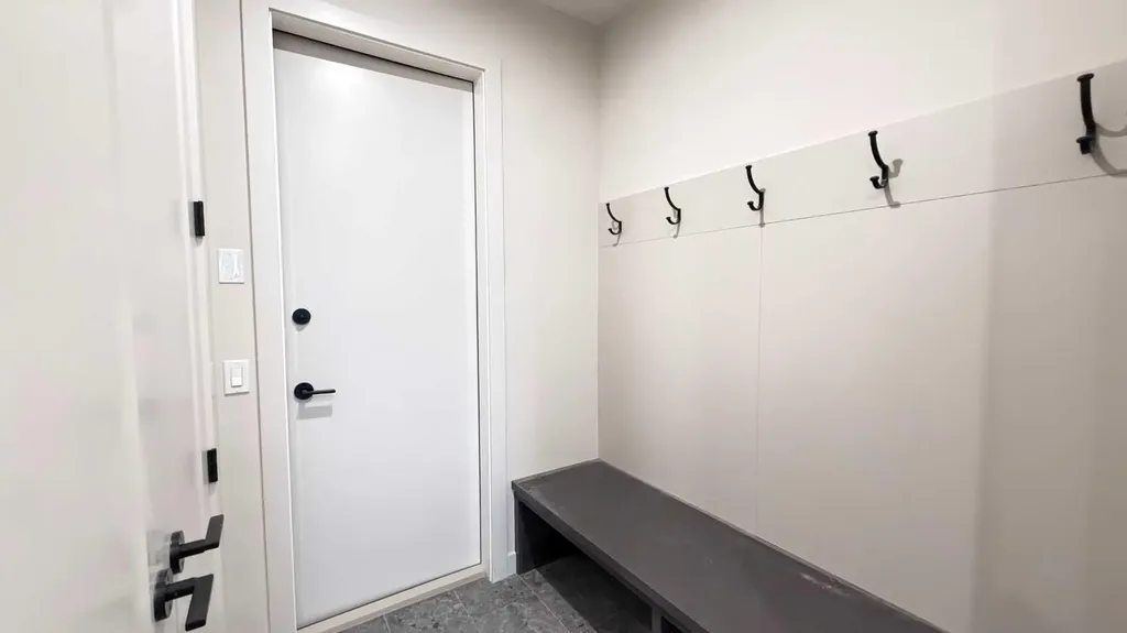 52 Crimson Ridge Heights NW Calgary AB T3L 0K6