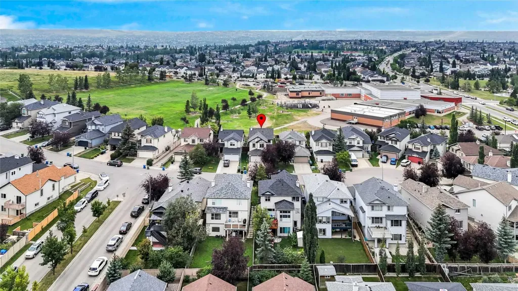 161 Panamount Close NW Calgary AB T3K 5P6