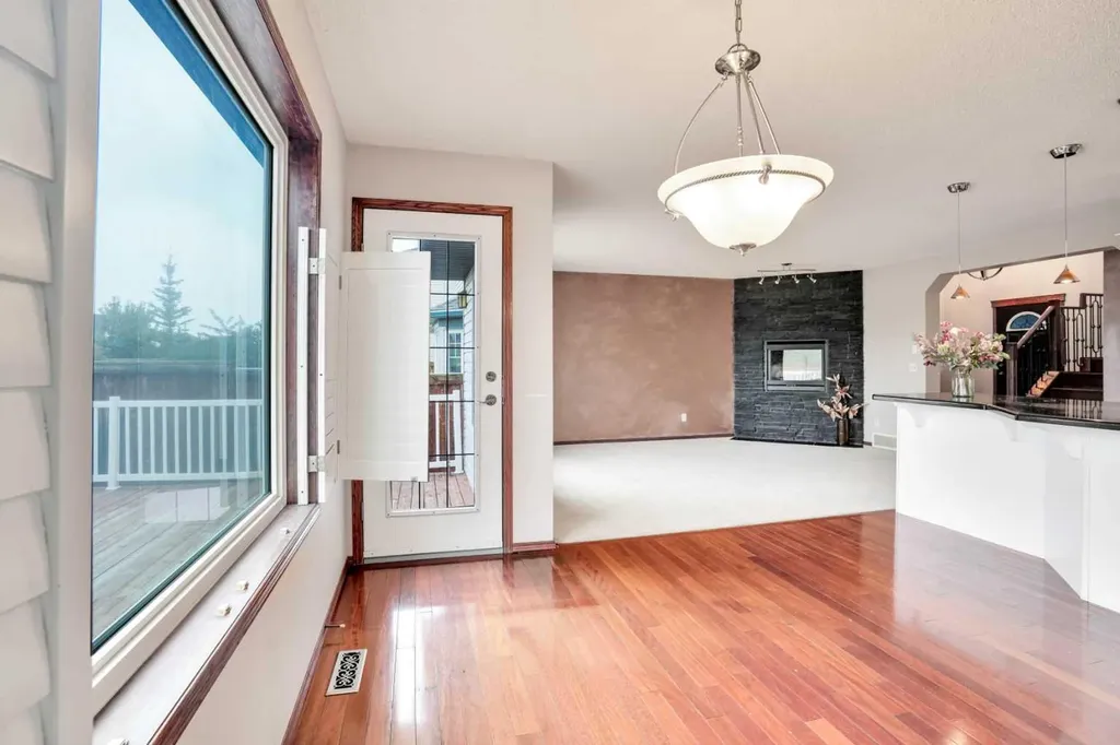 161 Panamount Close NW Calgary AB T3K 5P6