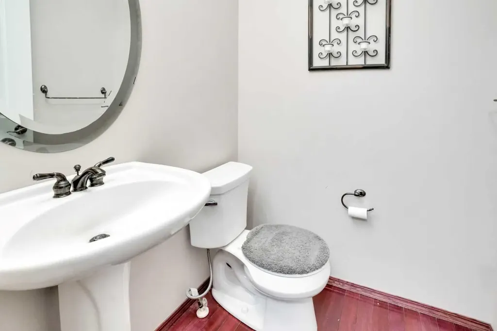 161 Panamount Close NW Calgary AB T3K 5P6