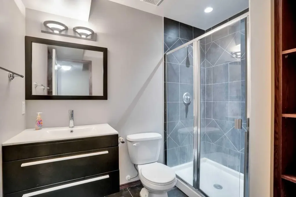 161 Panamount Close NW Calgary AB T3K 5P6