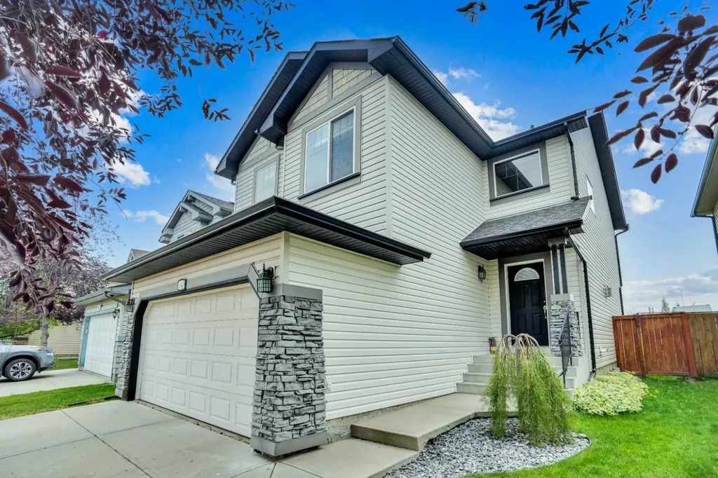 161 Panamount Close NW Calgary AB T3K 5P6