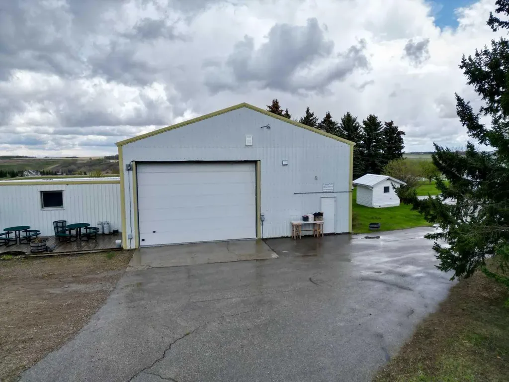 273216 Range Road 23 Rural Rocky View County AB T4B2A3