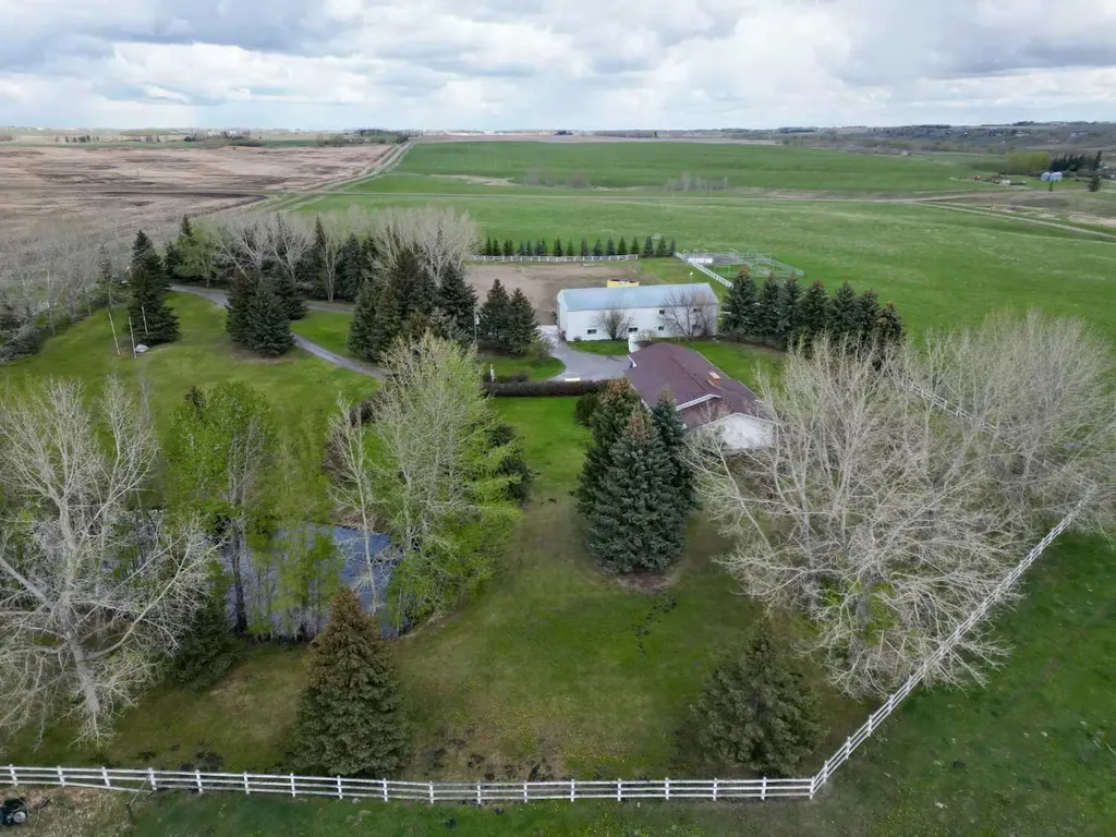 273216 Range Road 23 Rural Rocky View County AB T4B2A3