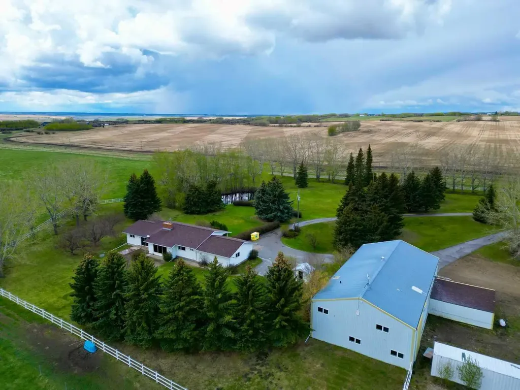 273216 Range Road 23 Rural Rocky View County AB T4B2A3