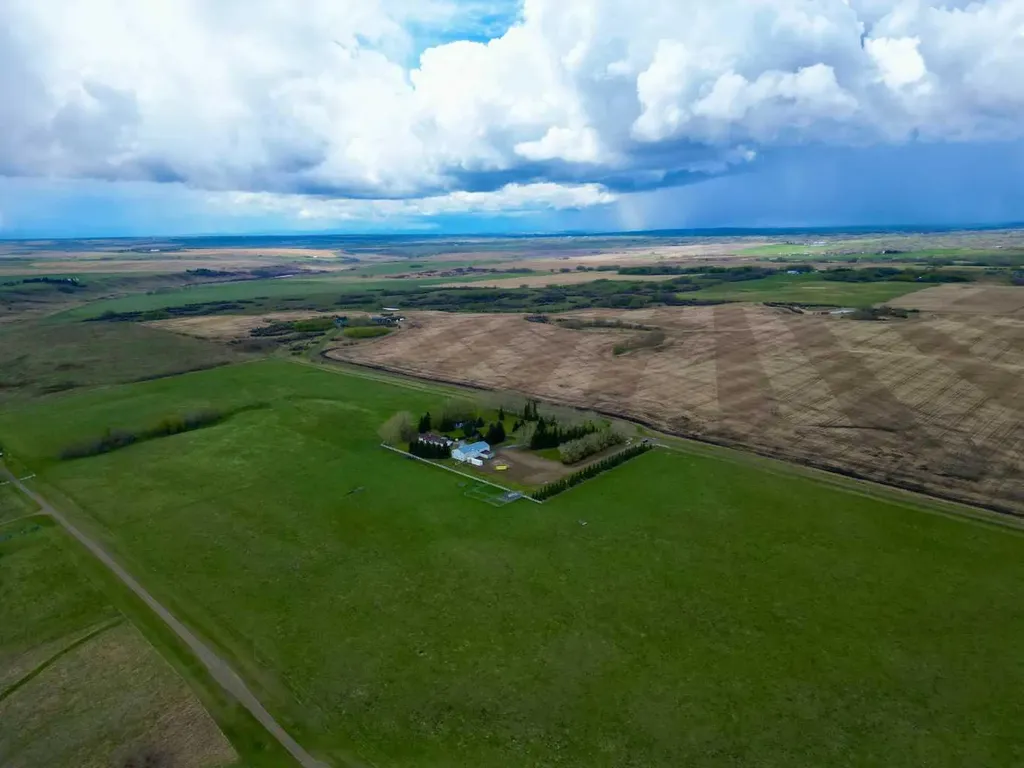 273216 Range Road 23 Rural Rocky View County AB T4B2A3