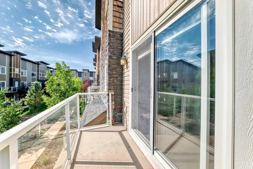 606 Skyview Point Place NE Calgary AB T3N0L7
