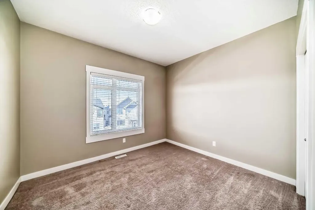 606 Skyview Point Place NE Calgary AB T3N0L7