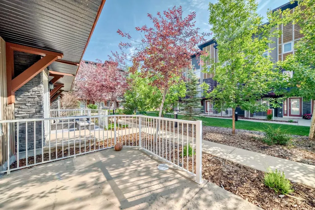 606 Skyview Point Place NE Calgary AB T3N0L7