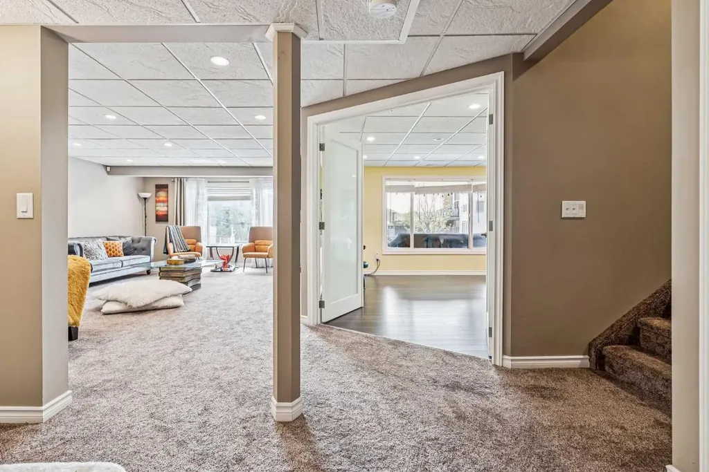108 Seagreen Lane Chestermere AB T1X0E8