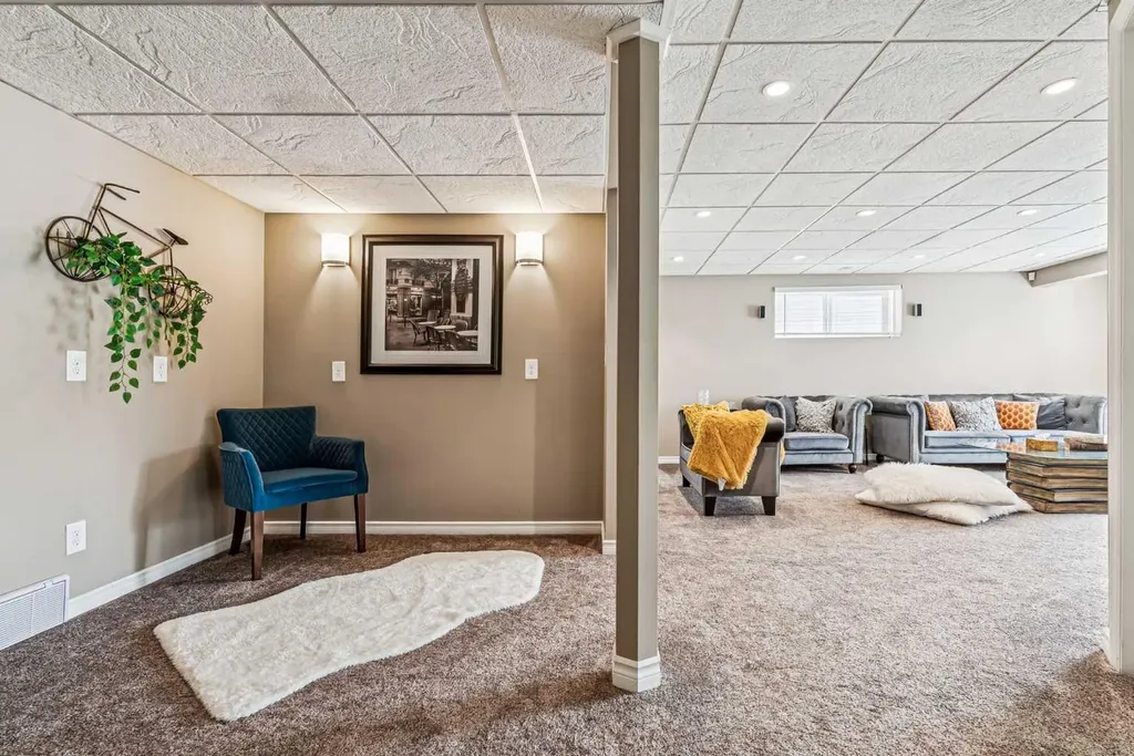 108 Seagreen Lane Chestermere AB T1X0E8