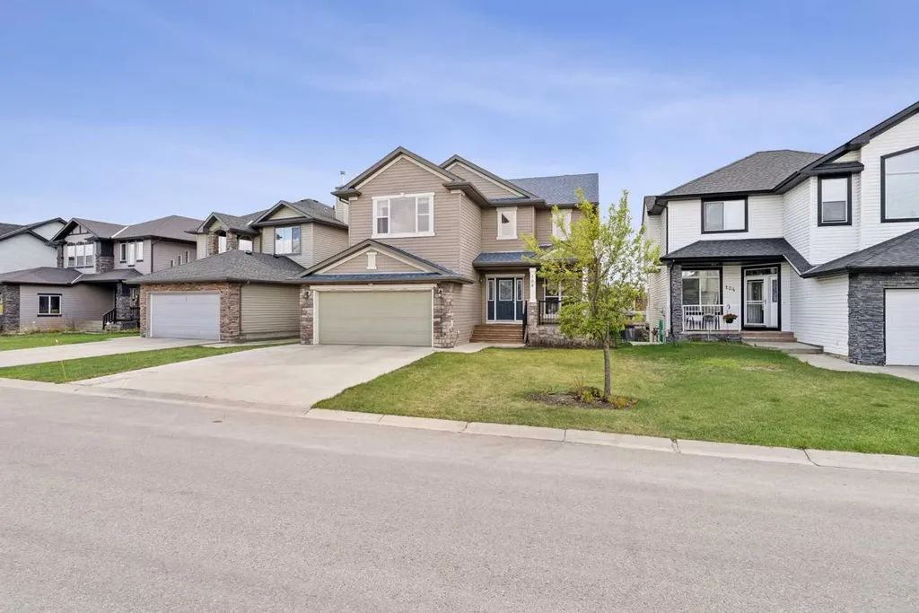 108 Seagreen Lane Chestermere AB T1X0E8