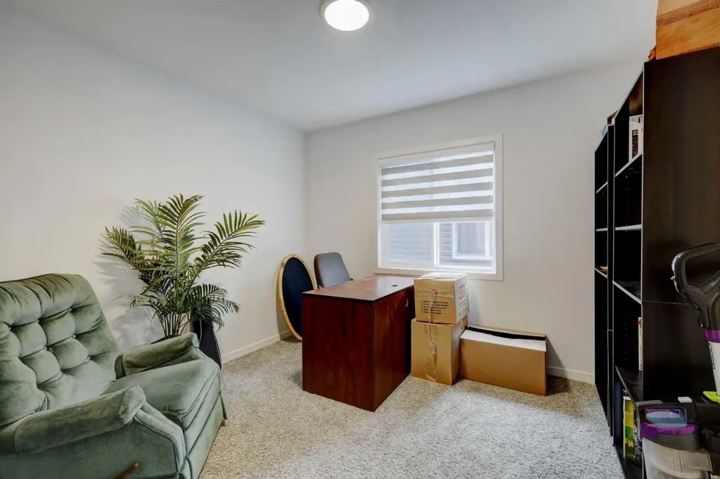314 Midgrove Link SW Airdrie AB T4B5K8