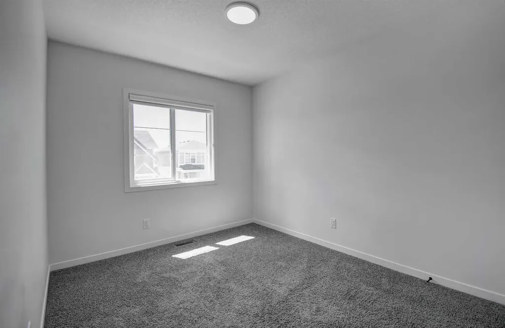 314 Midgrove Link SW Airdrie AB T4B5K8