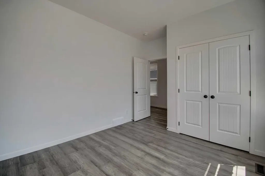 314 Midgrove Link SW Airdrie AB T4B5K8