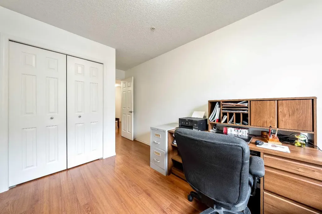 700 Willowbrook Road NW Airdrie AB T4B 0L5