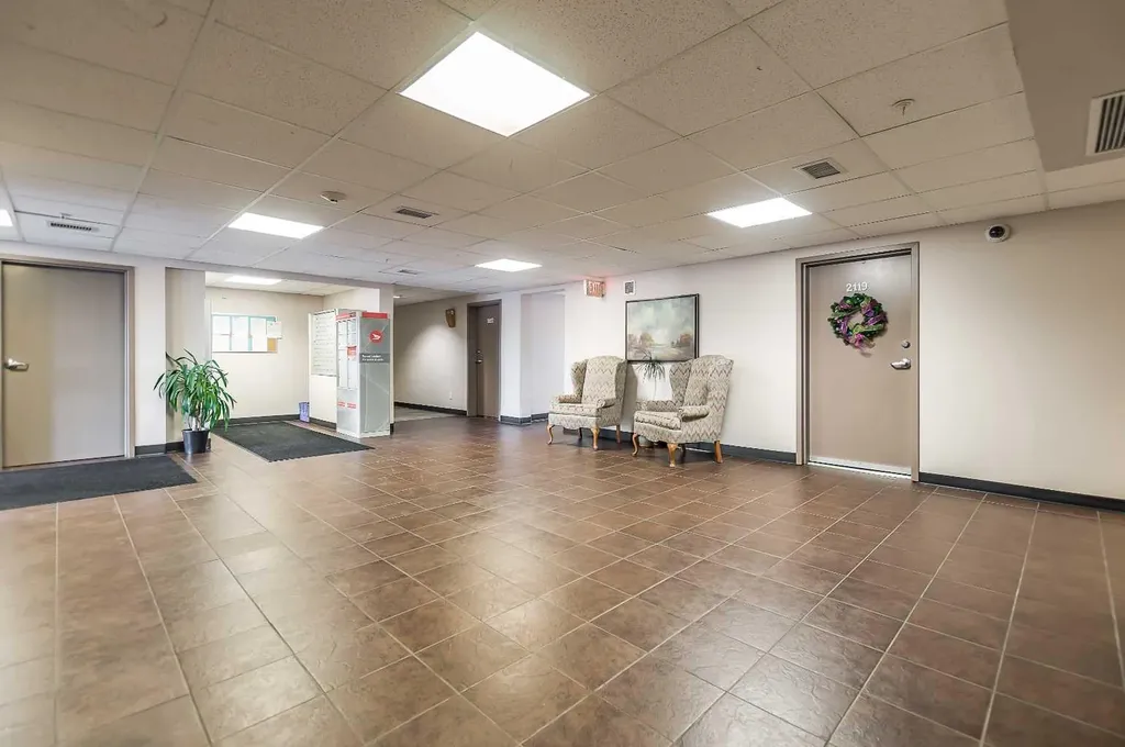 700 Willowbrook Road NW Airdrie AB T4B 0L5