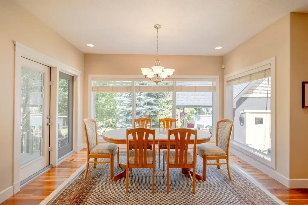 11 Tuscany Glen Green NW Calgary AB T3L2V8