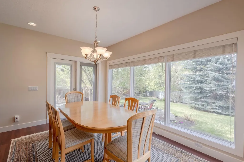 11 Tuscany Glen Green NW Calgary AB T3L2V8