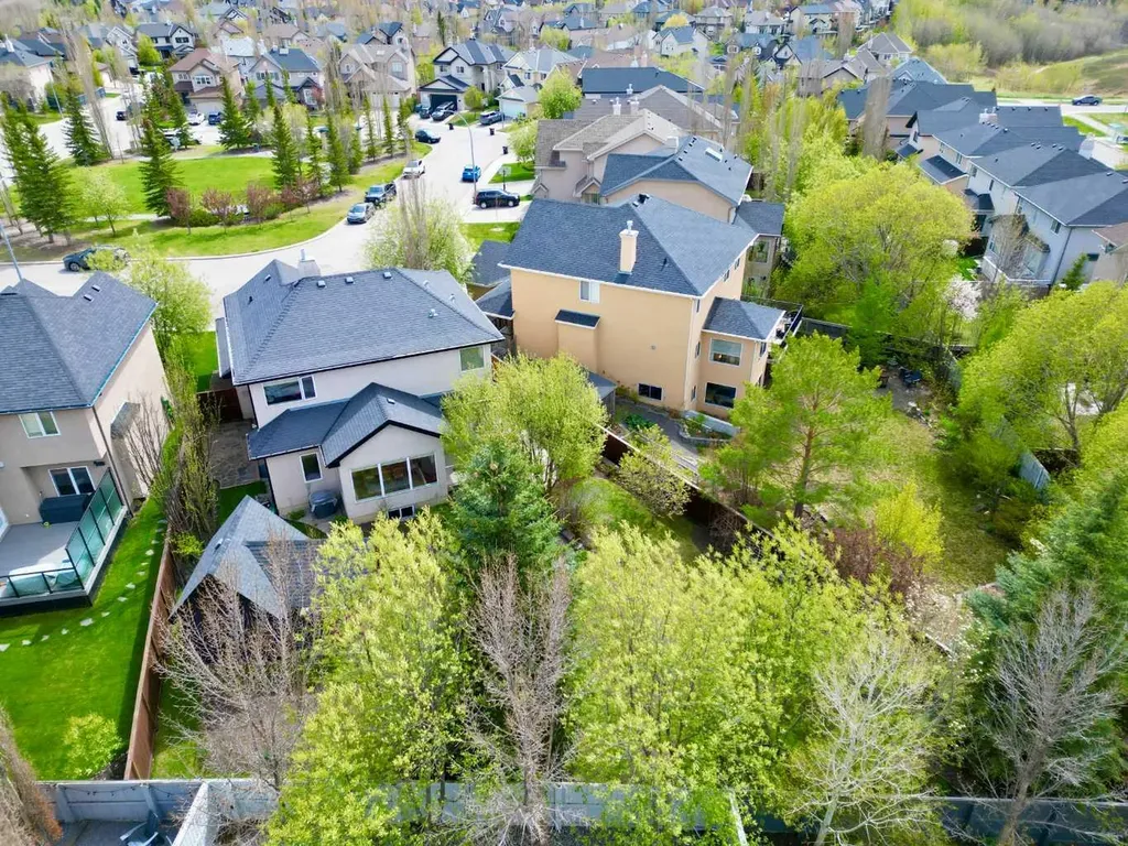 11 Tuscany Glen Green NW Calgary AB T3L2V8
