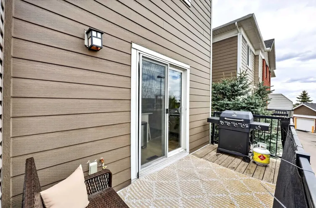349 Silverado Common SW Calgary AB T2X0S4