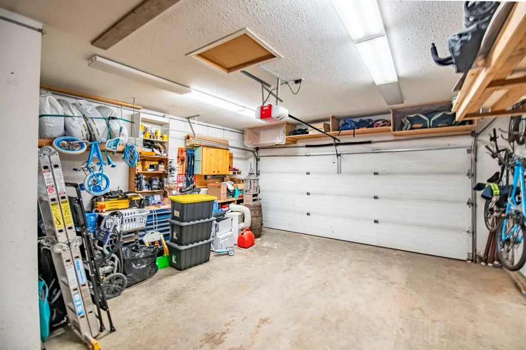 48 Reichley Street Red Deer AB T4P3S3