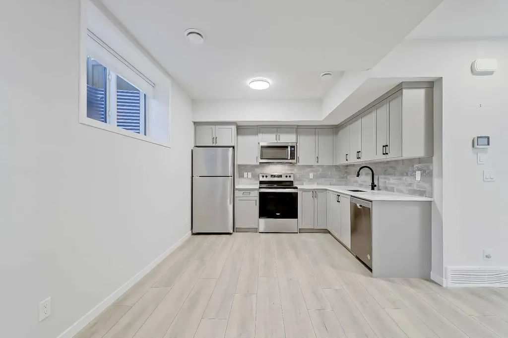 164 Setonstone Manor SE Calgary AB T3M 3V7
