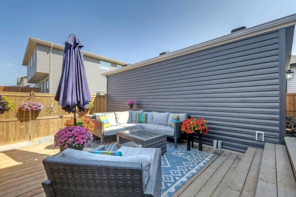164 Setonstone Manor SE Calgary AB T3M 3V7