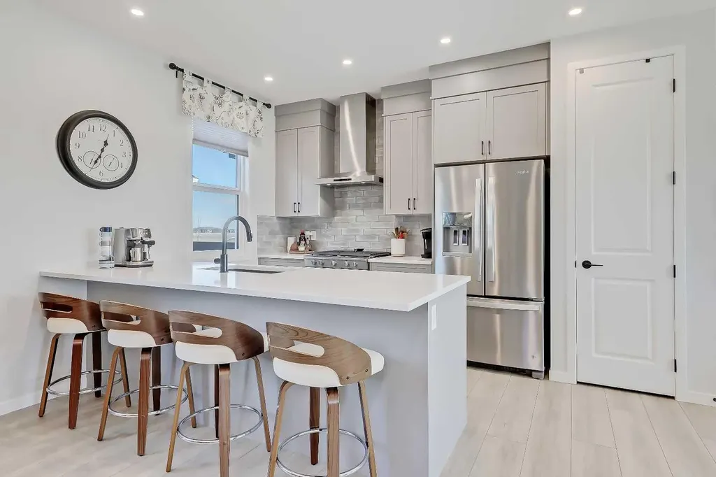 164 Setonstone Manor SE Calgary AB T3M 3V7