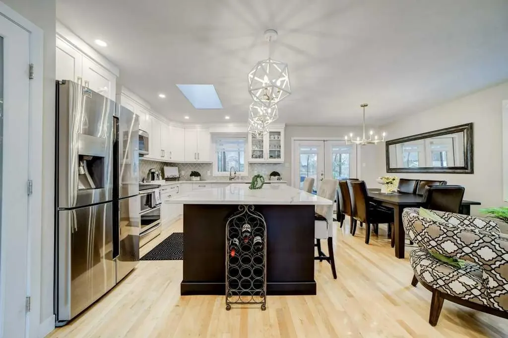 2841 6 Avenue S Lethbridge AB T1J 1E6