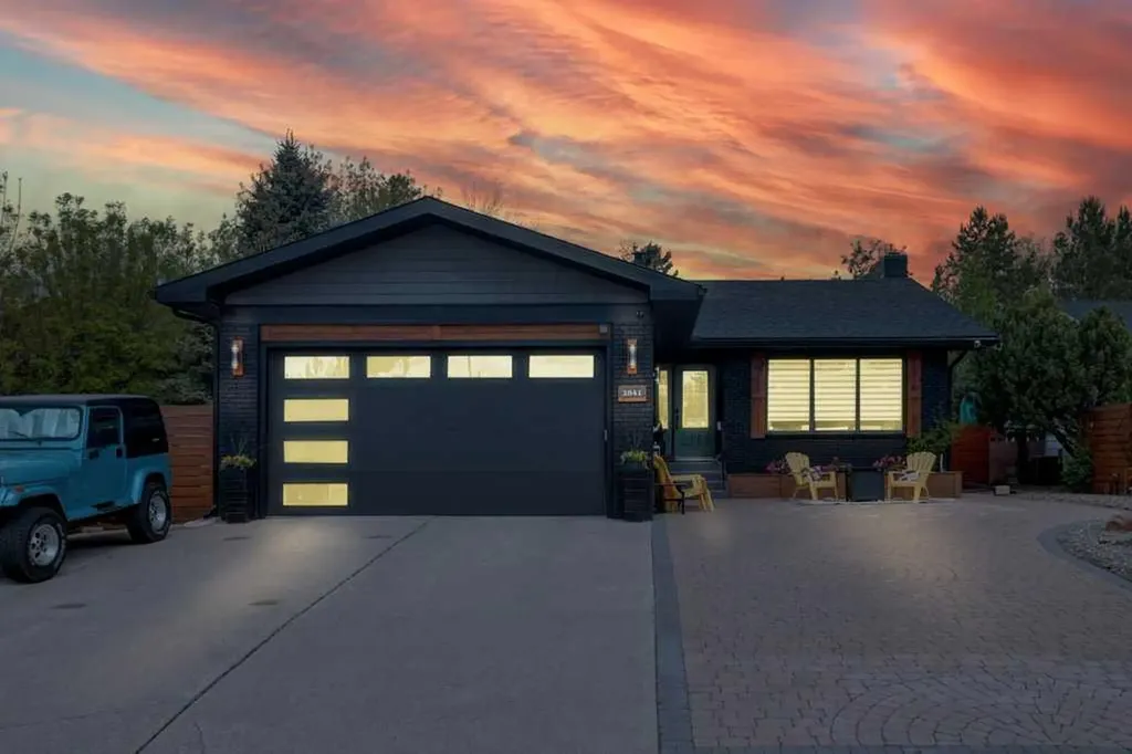 2841 6 Avenue S Lethbridge AB T1J 1E6