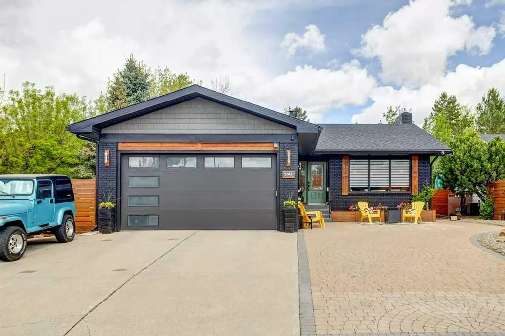 2841 6 Avenue S Lethbridge AB T1J 1E6