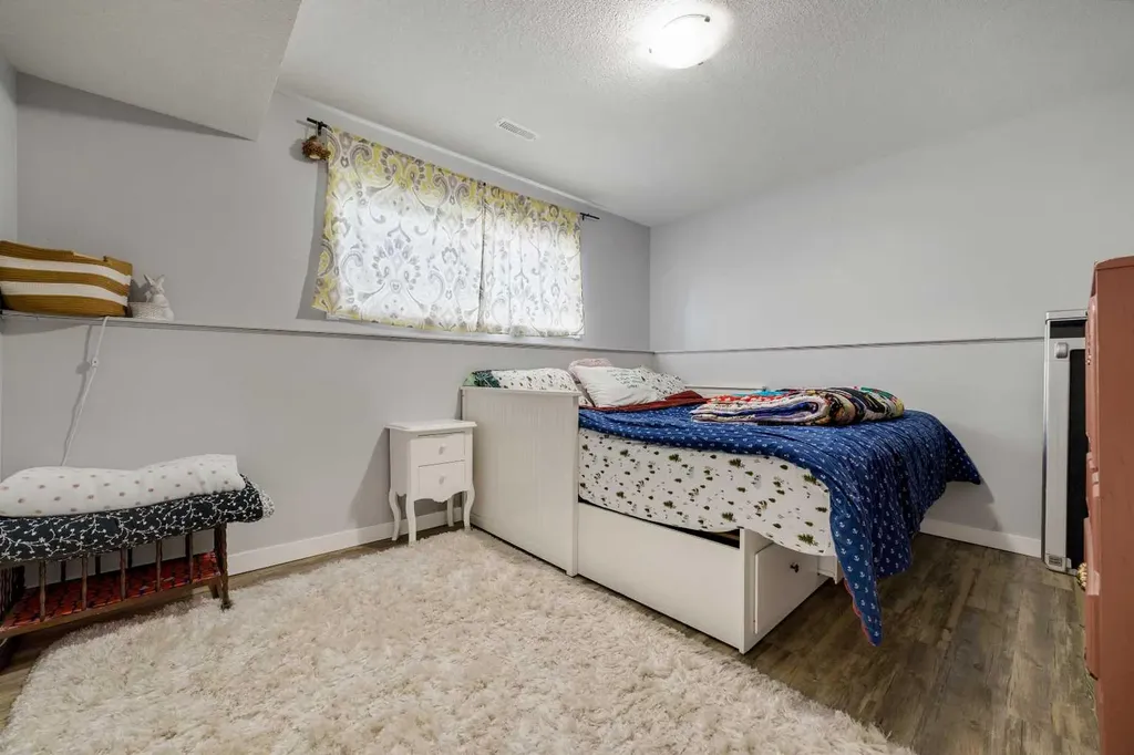 263 Peigan Court W Lethbridge AB T1K 7N3