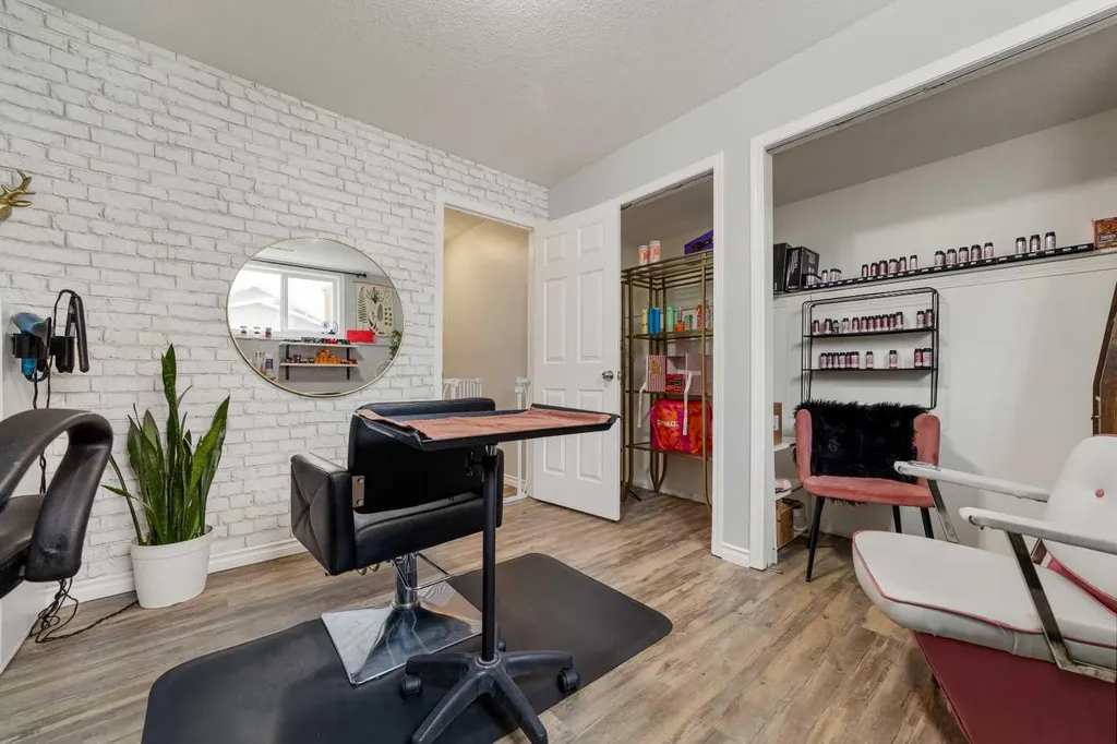 263 Peigan Court W Lethbridge AB T1K 7N3