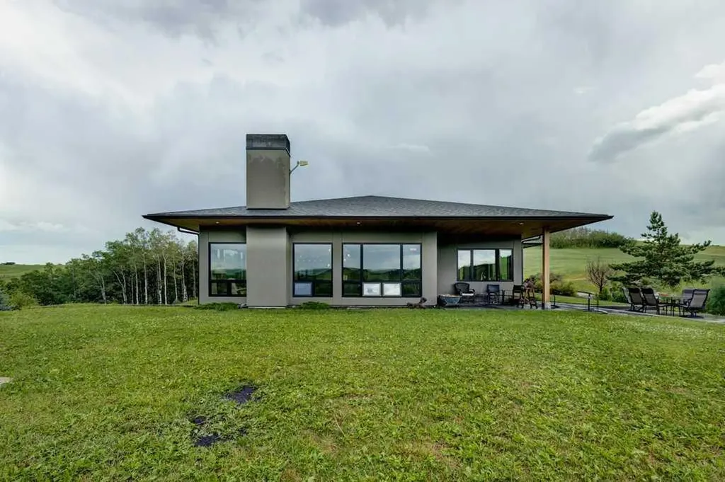266098 128 Street W Rural Foothills County AB T1S 4K8