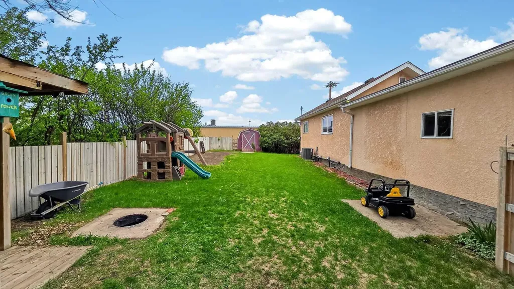 605 2 Street S Grassy Lake AB T0K 0Z0