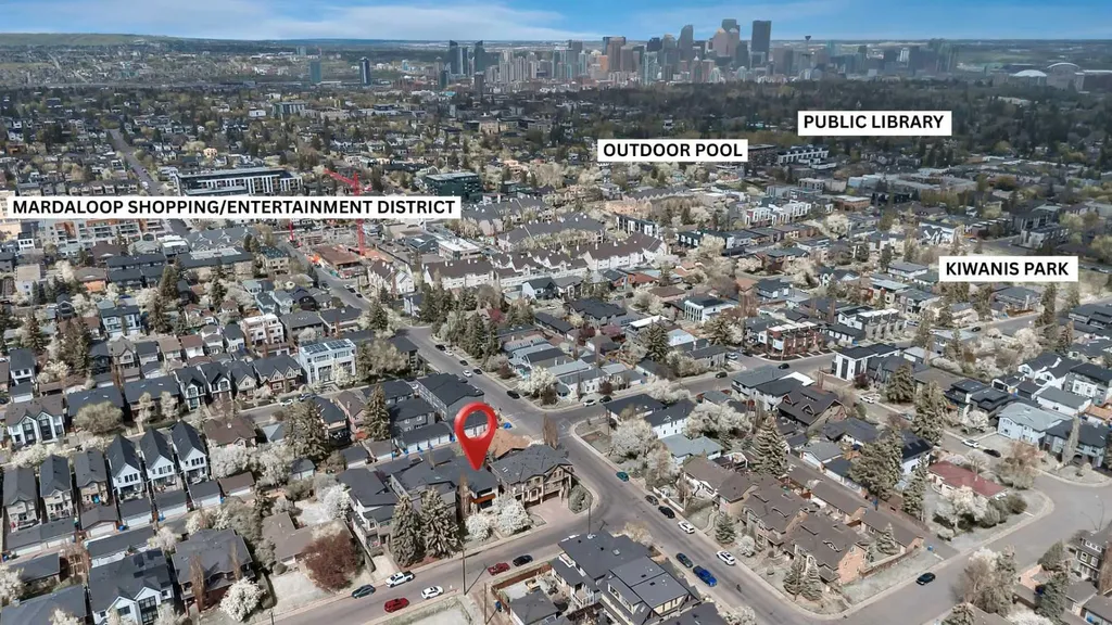 2008 38 Avenue SW Calgary AB T2T 2K4