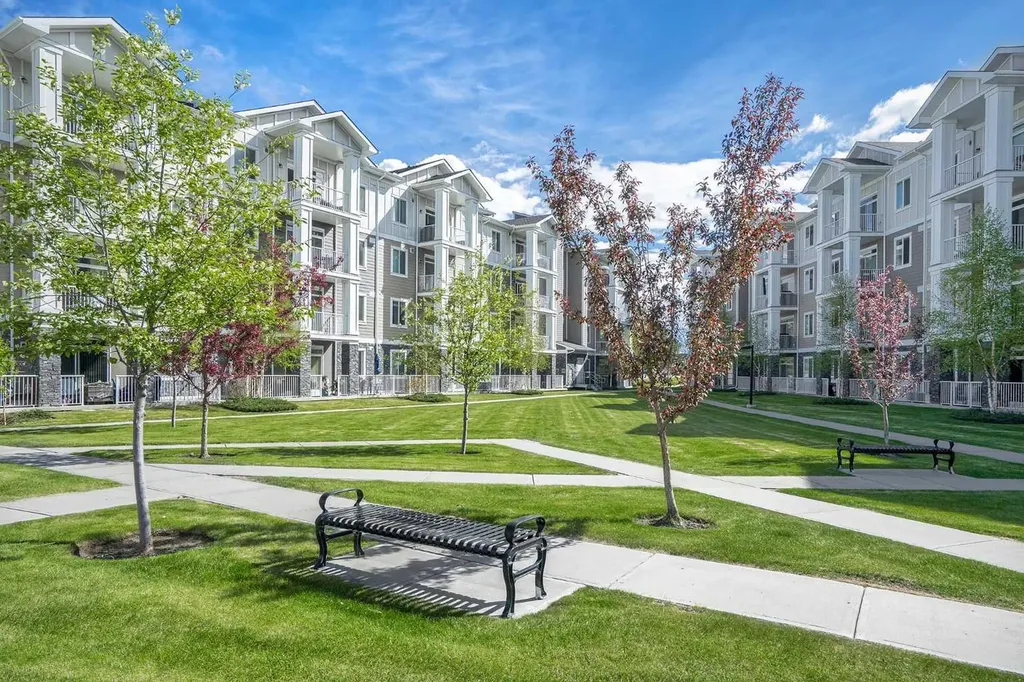 522 Cranford Drive SE Calgary AB T3M 2L7