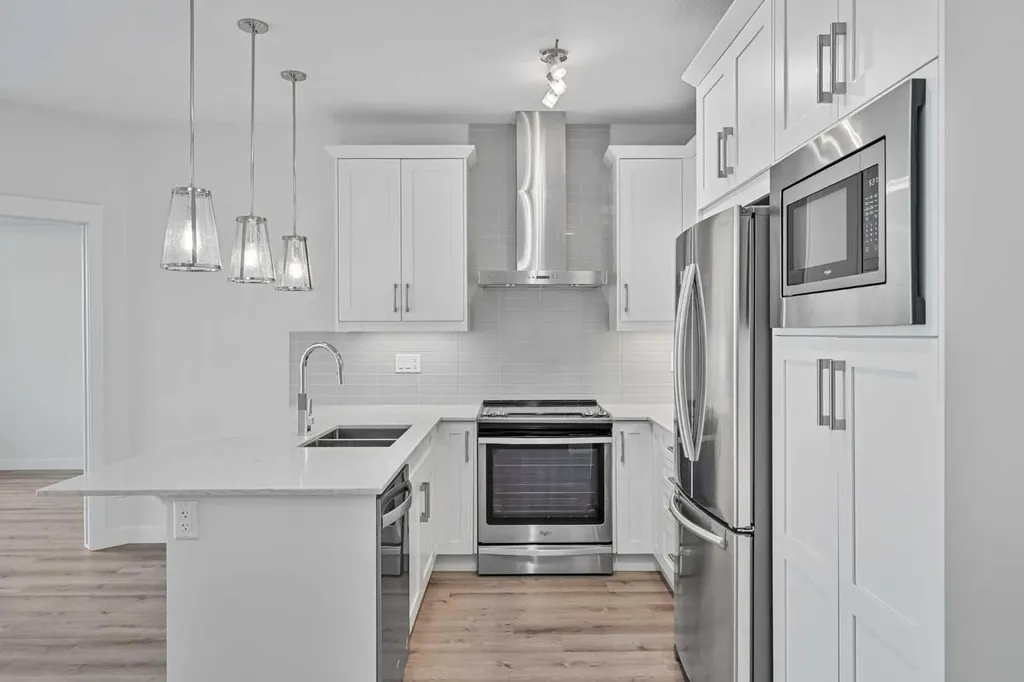 522 Cranford Drive SE Calgary AB T3M 2L7