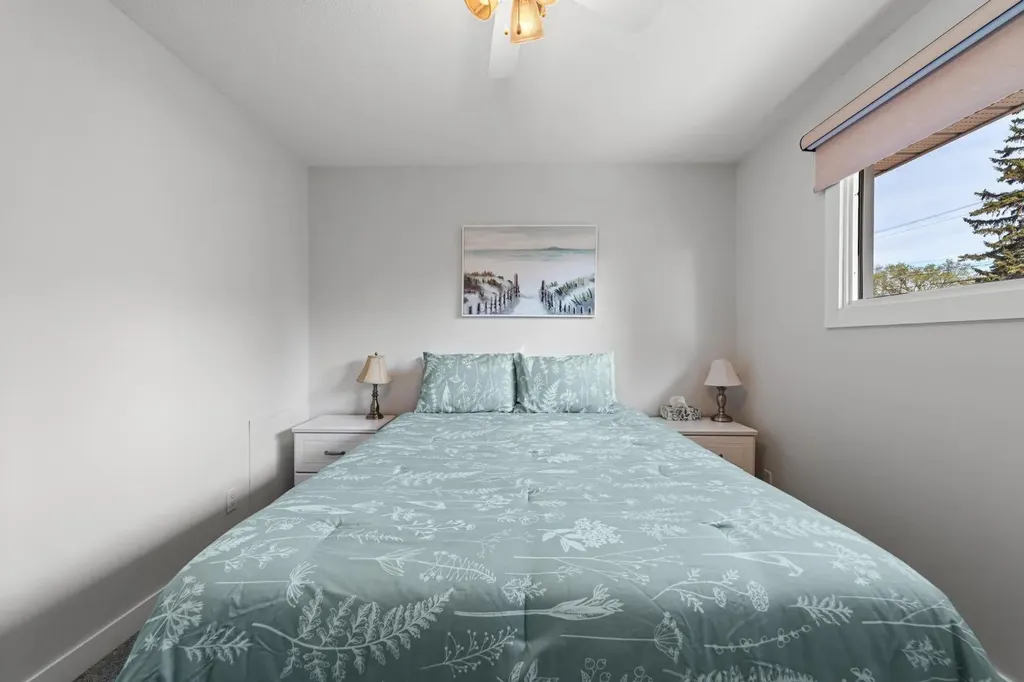 6306 44a Avenue Camrose AB T4V2V7