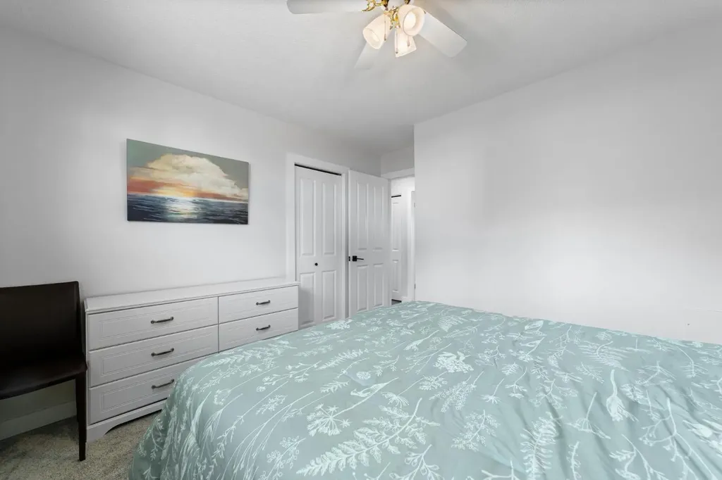 6306 44a Avenue Camrose AB T4V2V7