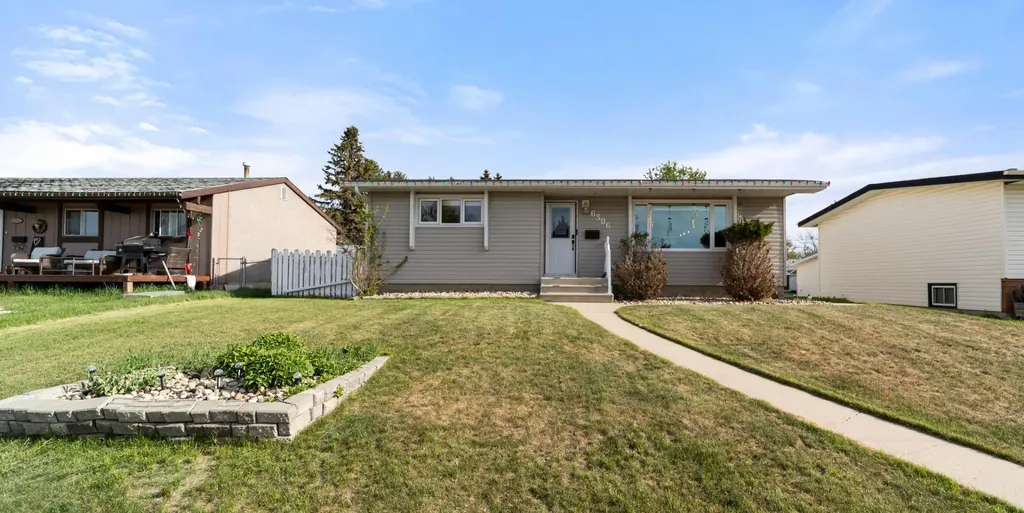 6306 44a Avenue Camrose AB T4V2V7